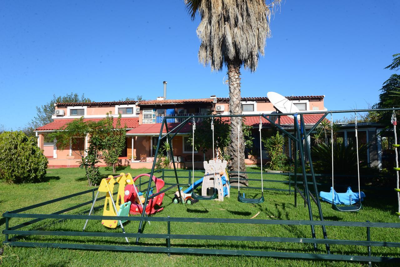 Charlies Venus Aparthotel 3*