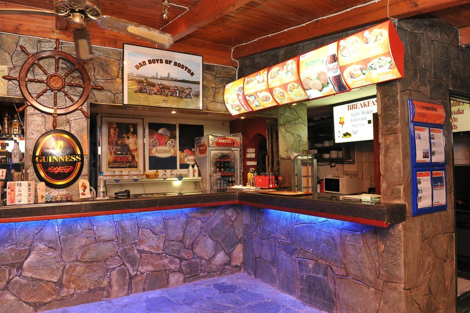 Charlies Venus Aparthotel Roda (Corfu)