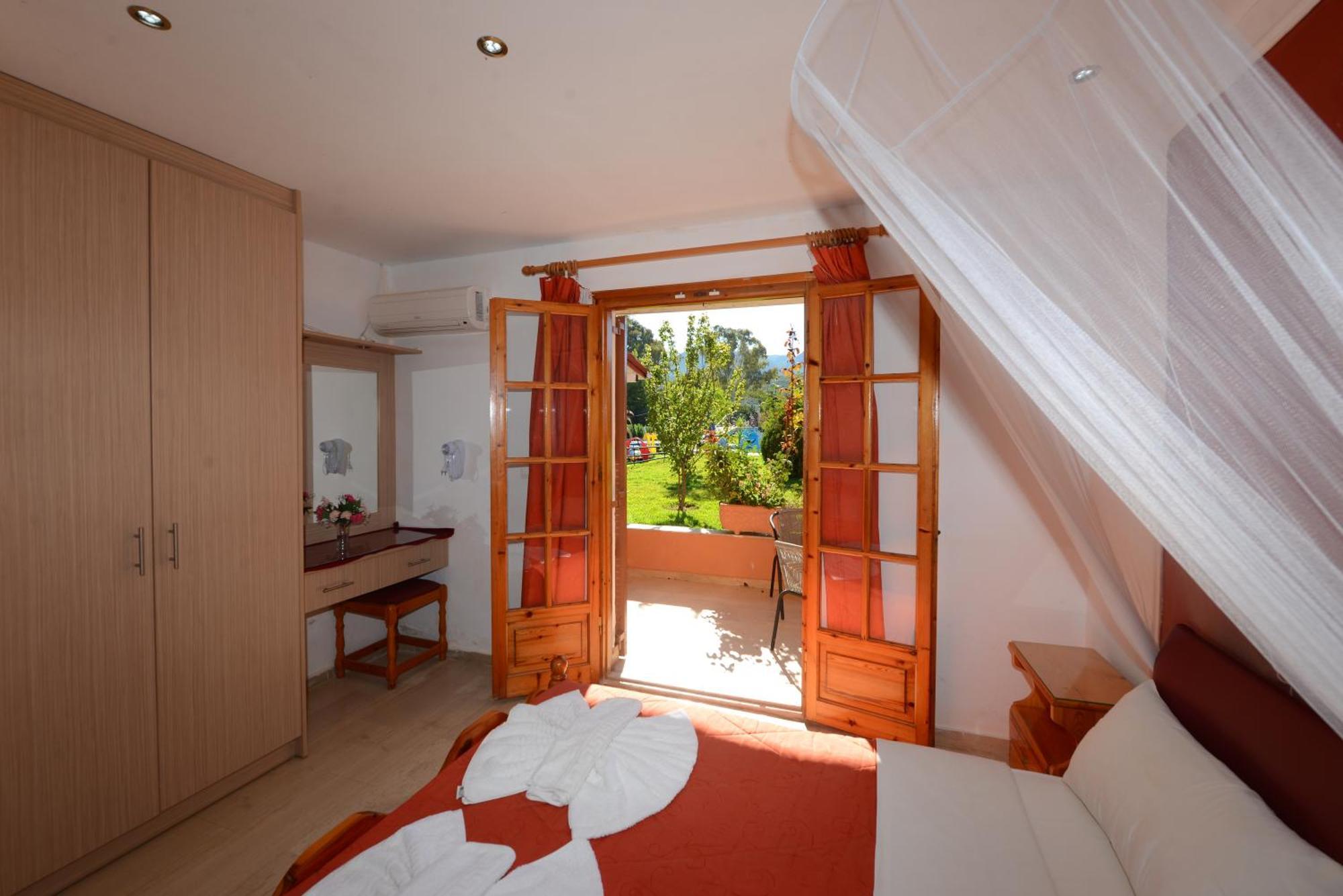Aparthotel Charlies Venus