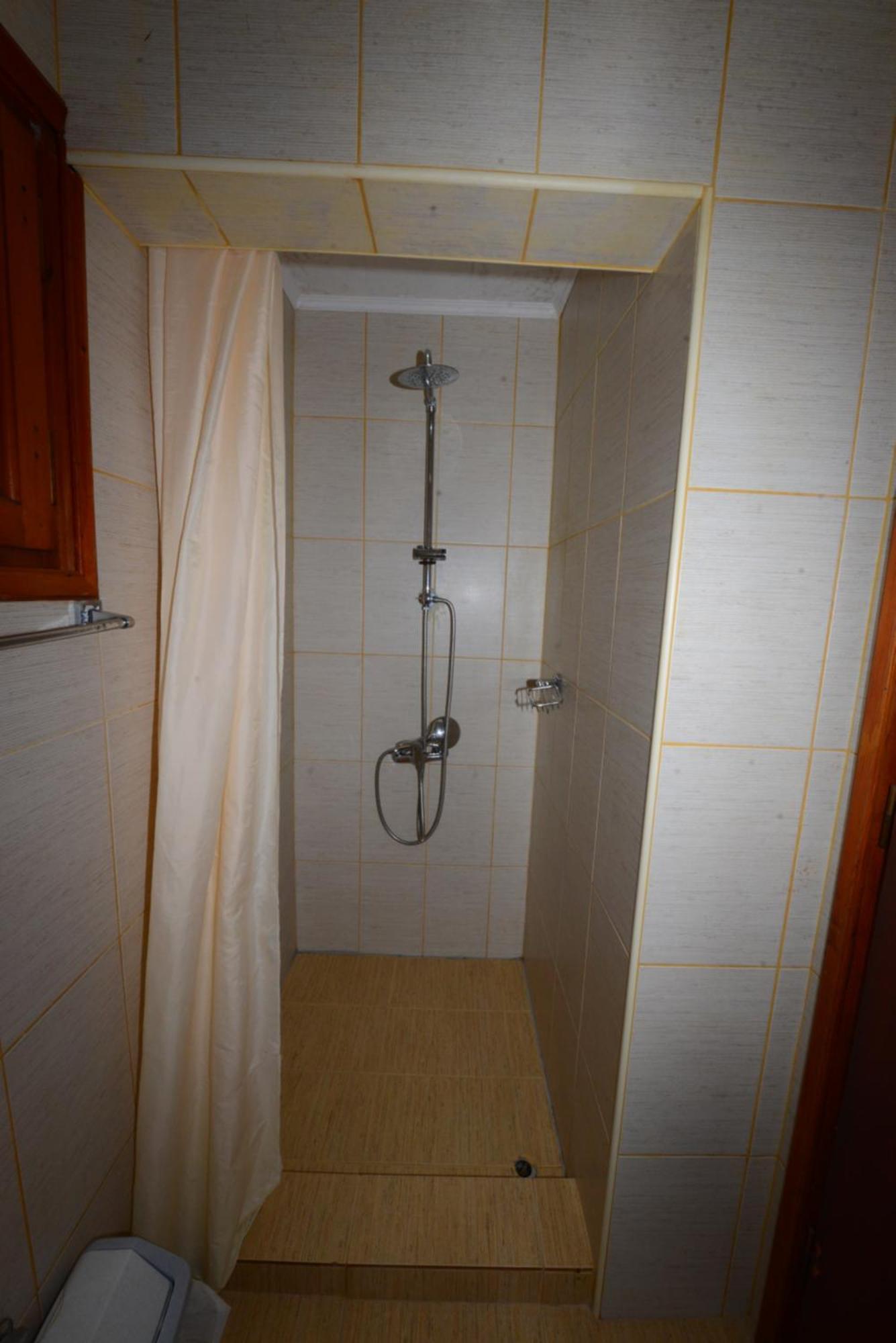 Charlies Venus Aparthotel 3*